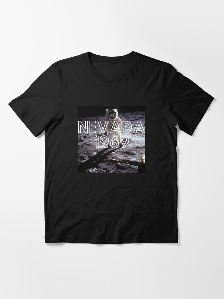 Alternate view of Fake Moon Landing Conspiracy Theory Nasa Lied T-Shirt Essential T-Shirt