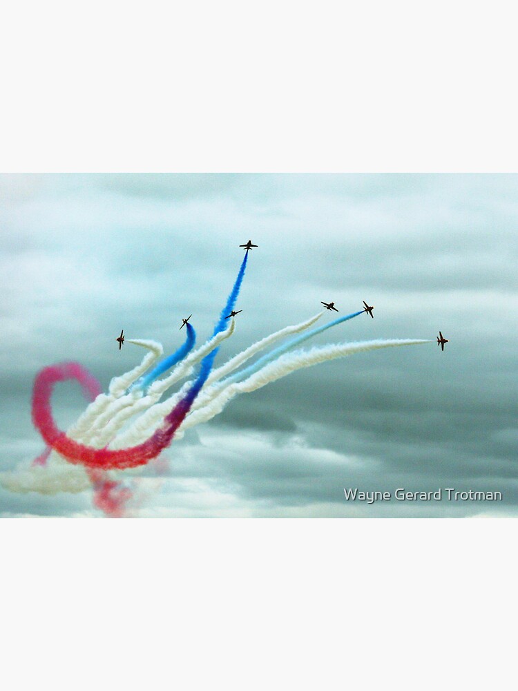 Red Arrows by redmoondragon