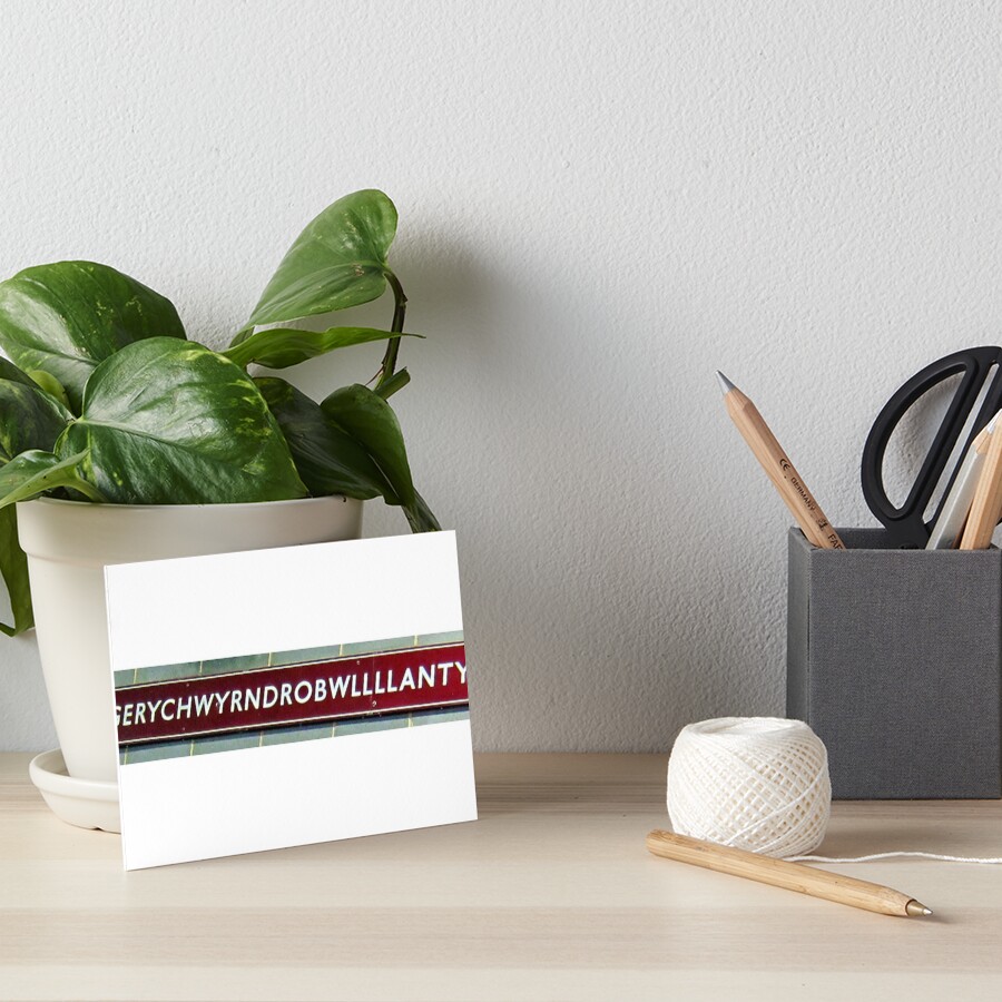 Llanfairpwllgwyngyllgogerychwyrndrobwllllantysiliogogogoch Art Board Print