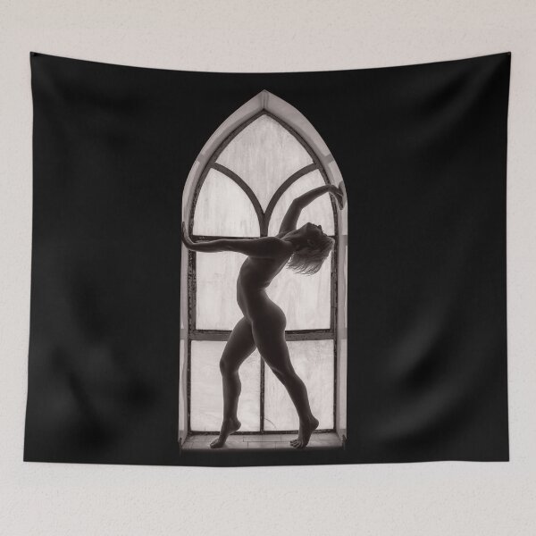 Artikelvorschau, Fensterfigur - B & W entworfen und verkauft von John Poppleton.