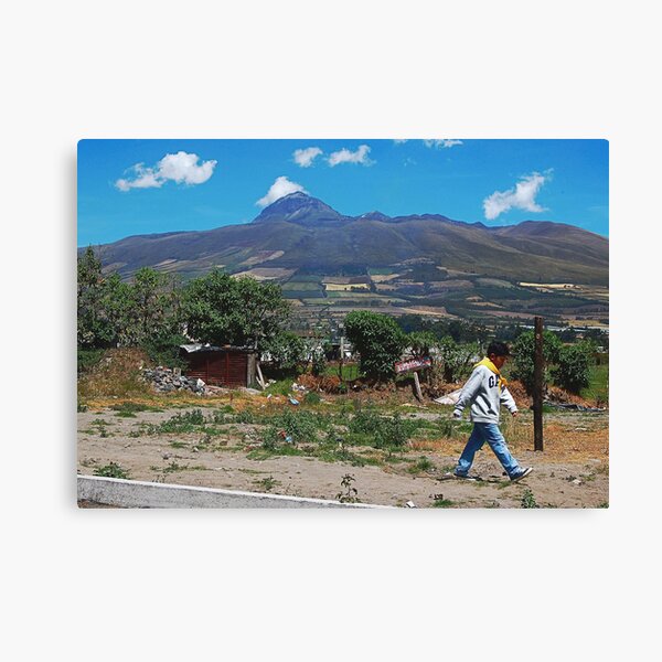 Frente al Corazon Canvas Print