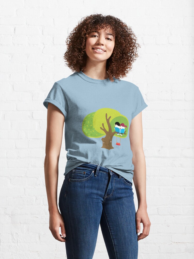 Alternate view of children read on the tree Classic T-Shirt