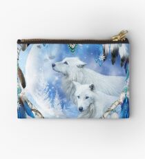 Feiertagswölfe Studio Clutch
