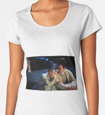 Ye Hua and Su Su- 10 Miles of Peach Blossoms Women's Premium T-Shirt