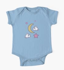Sailor Moon inspiriert Bunny of the Moon Tagesdecke Kuscheldruck Kurzärmeliger Einteiler
