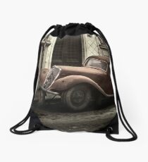 Car: A Portrait Drawstring Bag