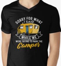 Camiseta de cuello en V Aparcamiento The Camper
