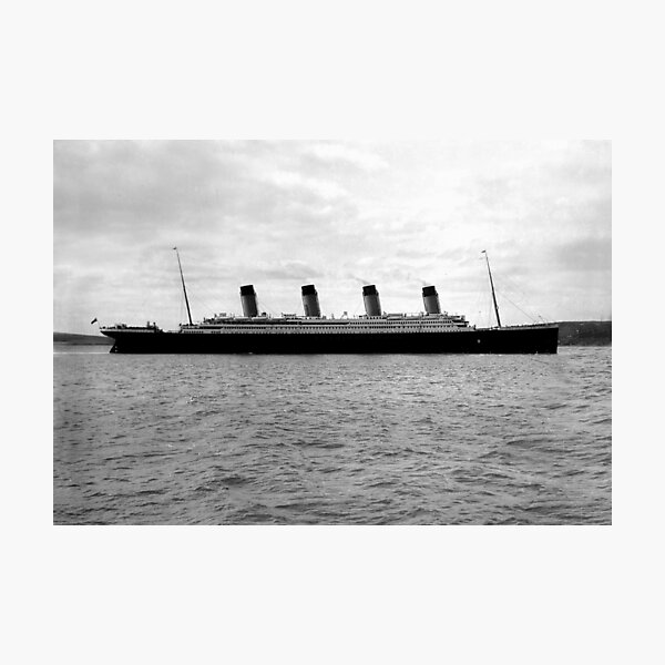 Titanic Leaving Southampton Photographic Print
