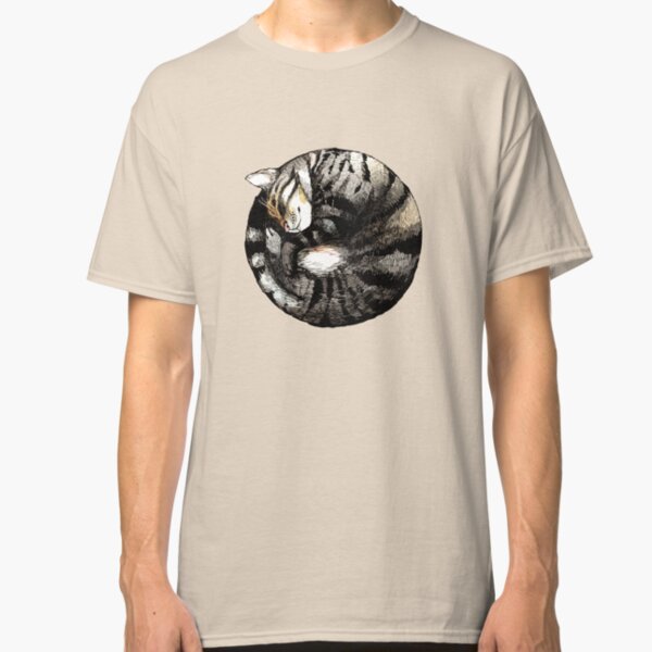 Tranquil Cat Sleeps in a Circle Classic T-Shirt