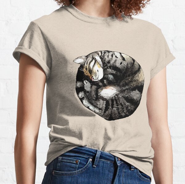 Tranquil Cat Sleeps in a Circle Classic T-Shirt