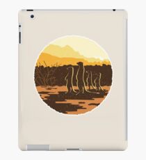 Meerkat-Sonnenuntergang-Wüstenszene iPad-Hülle & Skin