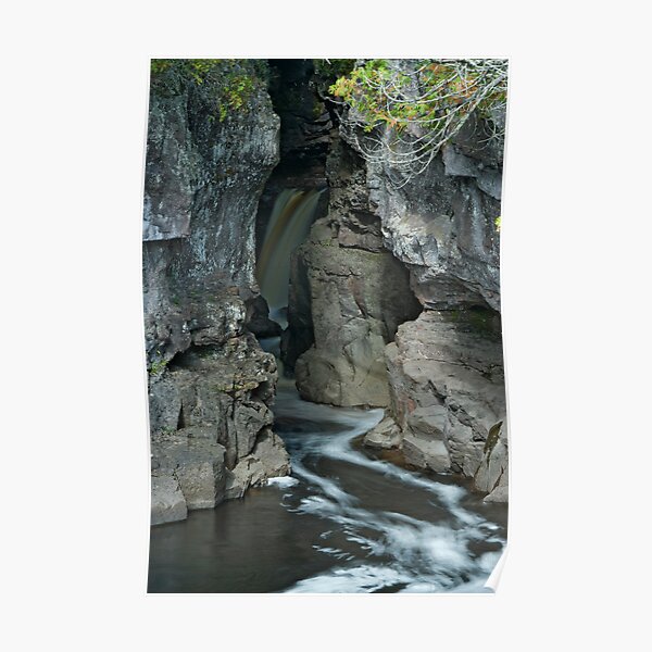 Hidden falls. Poster