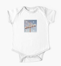 MOTEL One Piece - Short Sleeve