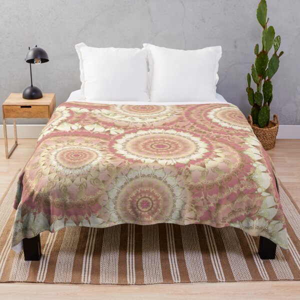 Artikelvorschau, Delicate Mandala Pattern gold rose 2 entworfen und verkauft von pearlposition.