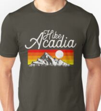 Camiseta unisex Caminata al Parque Nacional Acadia Diseño Vintage Maine