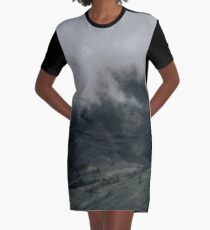 La montaña Graphic T-Shirt Dress