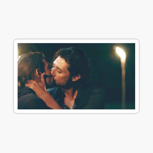 Aperçu de l'œuvre Le baiser de Queliot créée et vendue par BunnyMomMtl.