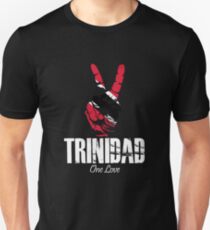 Ein Liebes-Trinidad-Friedenszeichen Slim Fit T-Shirt