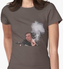 Camiseta entallada para mujer Elon Musk fuma