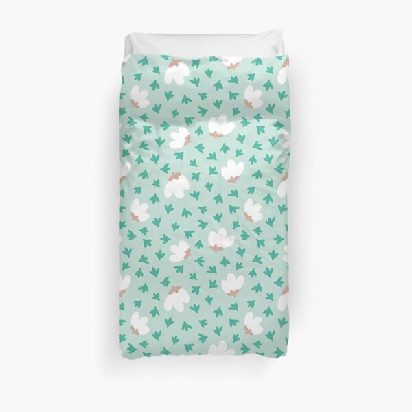Aquamarine flowers Duvet Cover