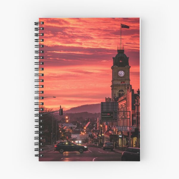Artikelvorschau, Sonnenaufgang über dem Rathaus, Ballarat entworfen und verkauft von Mitchell Harris.