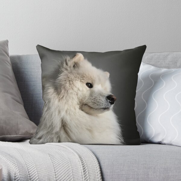 Samoyed doin a contemplate Throw Pillow