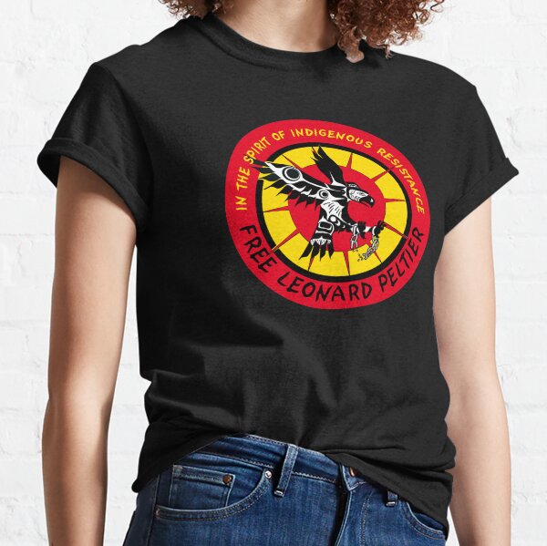 Free Leonard Peltier Classic T-Shirt