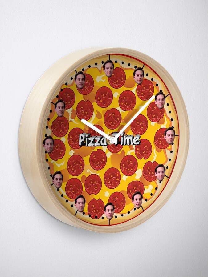 Alternate view of Pizza Time Clock Clock