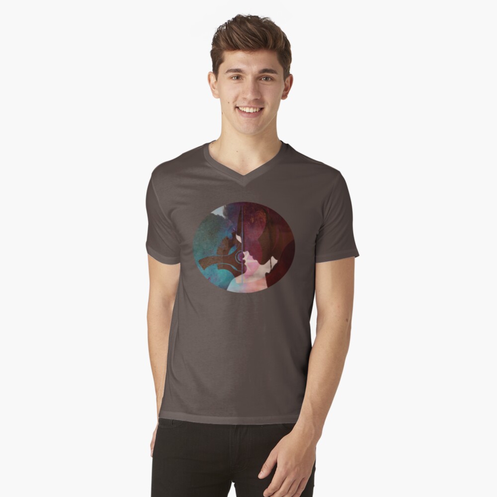 Vista previa del artículo con la obra «Camiseta de cuello en V», diseñado y vendido por alicenmariah.