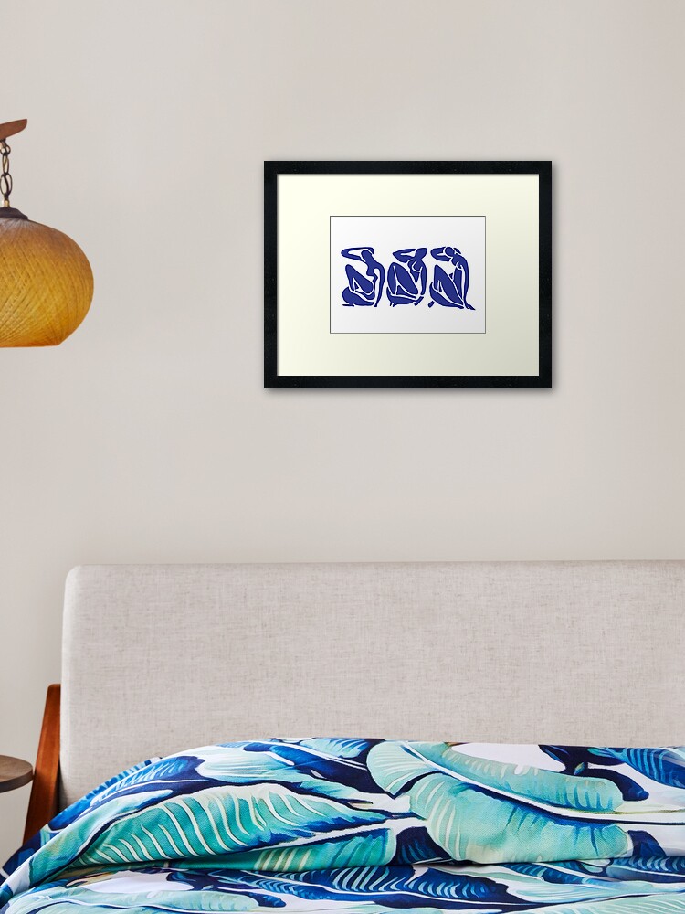 Aperçu 2 sur 7. Impression encadrée avec l'œuvre Nus bleus de Matisse créée et vendue par hyggenok.