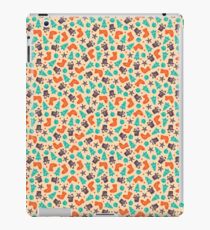 Old Retro Christmas Print iPad Case/Skin
