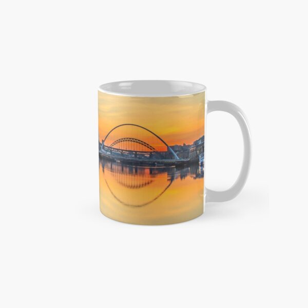 Newcastle Gateshead Quayside Classic Mug
