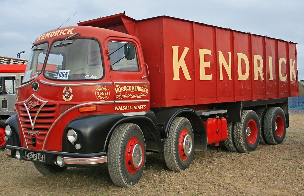 Morestone (GB) / Foden 8-wheeler plateau ridelles