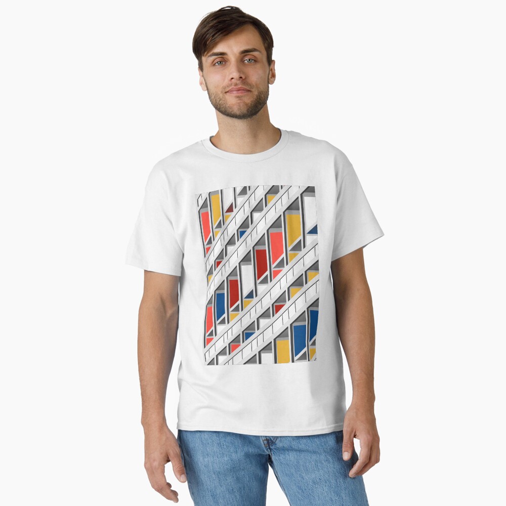 Aperçu de l'œuvre T-shirt classique créée et vendue par zabrinaz.