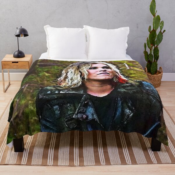 Eliza Taylor Digital Painting Throw Blanket