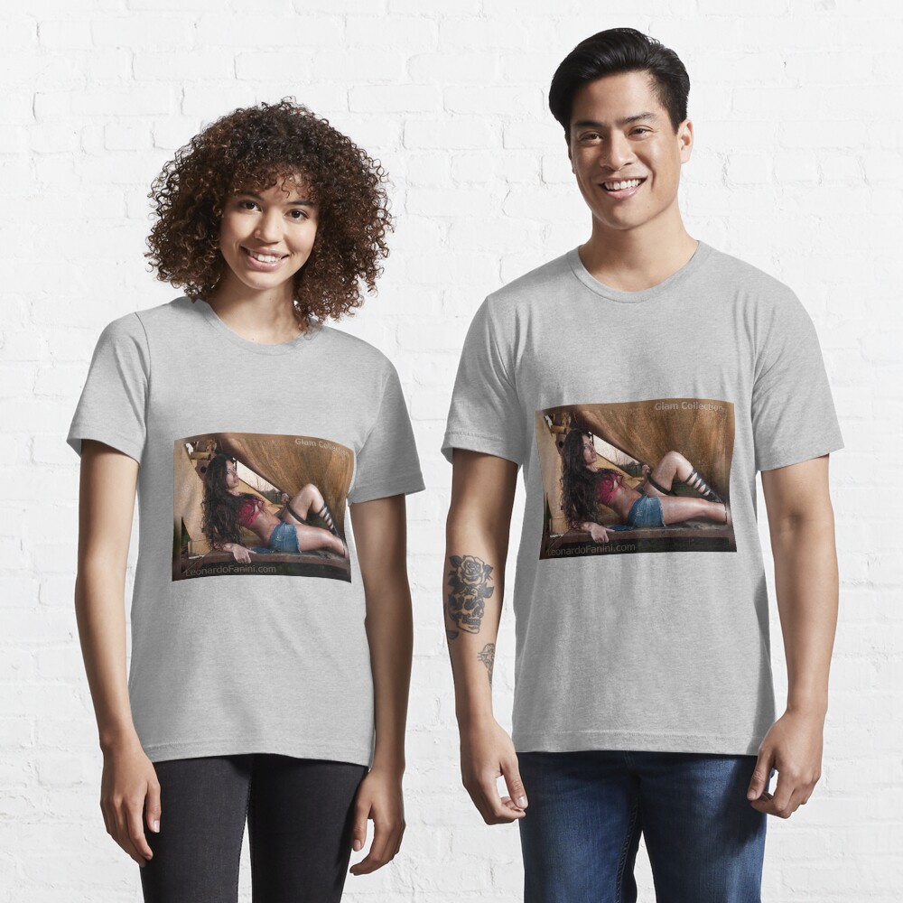 Ady glam Essential T-Shirt