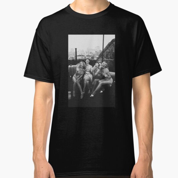 the girls Classic T-Shirt