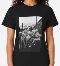 the girls Classic T-Shirt