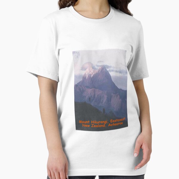 Mount Hikurangi,New Zealand, Aotearoa Essential T-Shirt