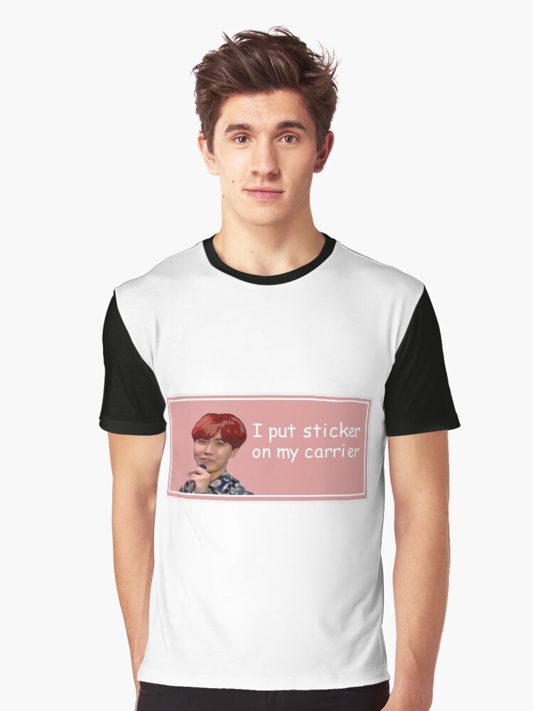 Thumbnail 1 von 5, Grafik T-Shirt, J-Hope-Aufkleber designt und verkauft von kaptenzissou.