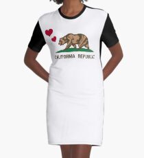 California Republic Bear with Hearts Graphic T-Shirt Dress