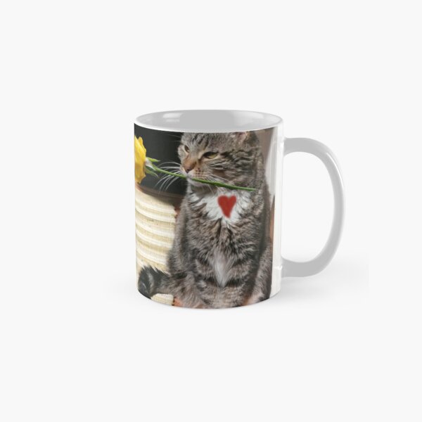Kitty with a rose Classic Mug