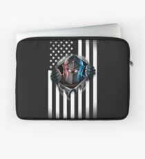 Funda para portátil Versión 2 de la bandera americana del caballero negro
