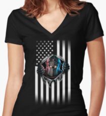 Black Knight amerikanische Flagge Version 2 Tailliertes T-Shirt mit V-Ausschnitt