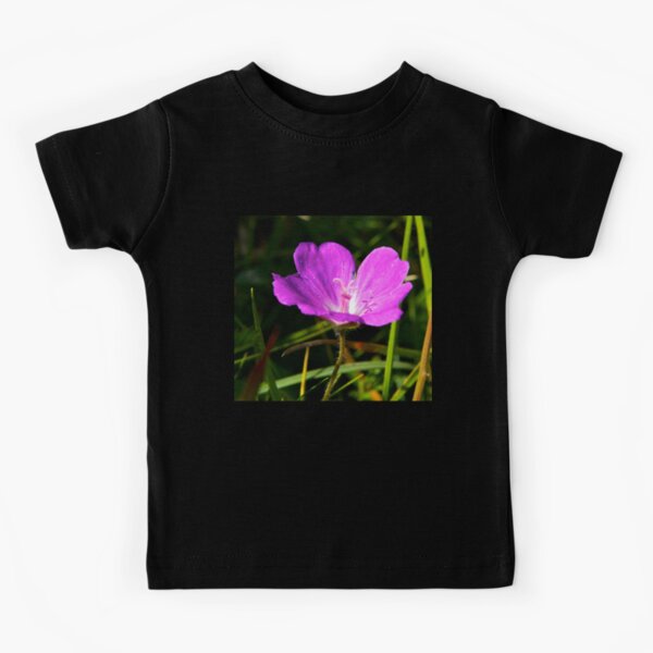 Cranesbill, Dun Eochla, Inishmore, Aran Islands Kids T-Shirt