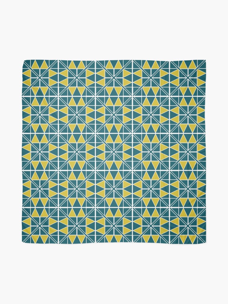 Alternate view of Emerald Glow Pattern Scarf