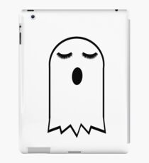 Weißer Geist mit langen Wimpern iPad-Hülle & Skin