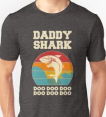 Daddy Shark Doo Doo Doo Vintage Fathers Day Dad Unisex T-Shirt