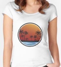 Bienvenido Verano Fitted Scoop T-Shirt