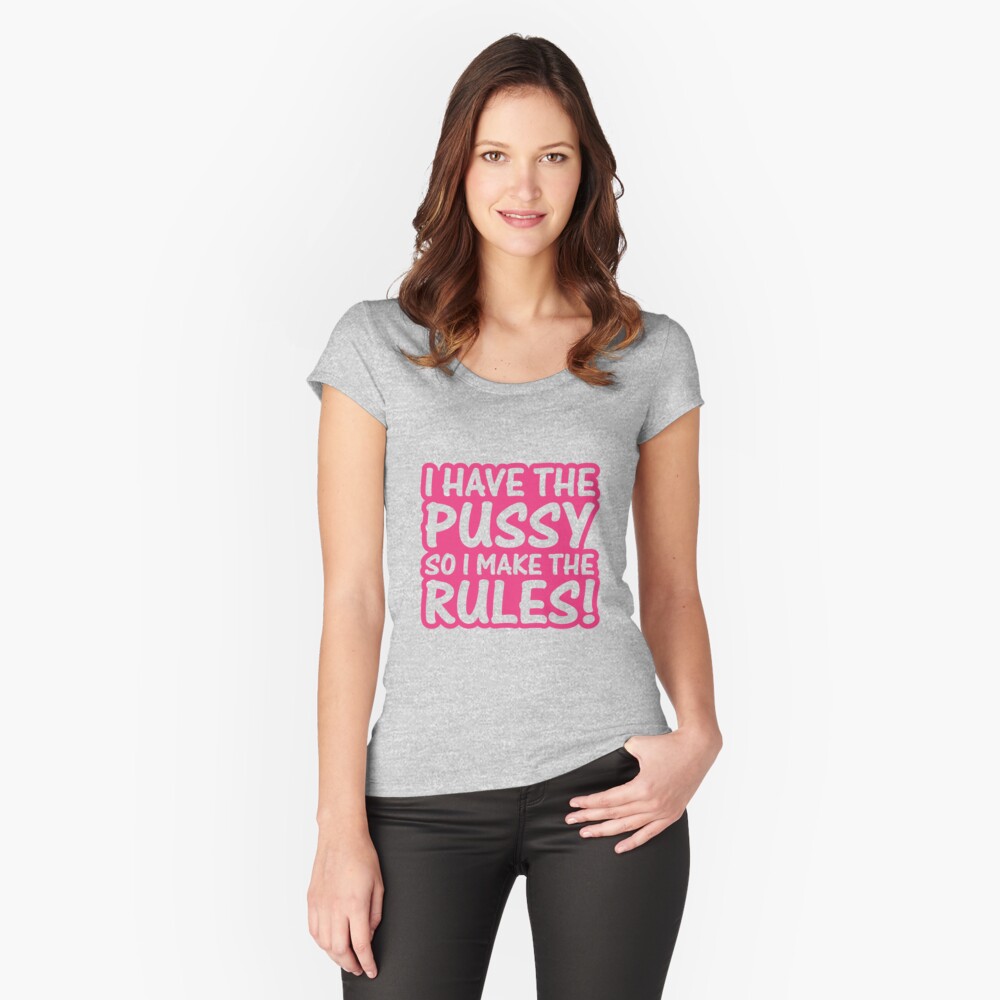 Artikel-Vorschau von Tailliertes Rundhals-Shirt, designt und verkauft von dynamitfrosch.